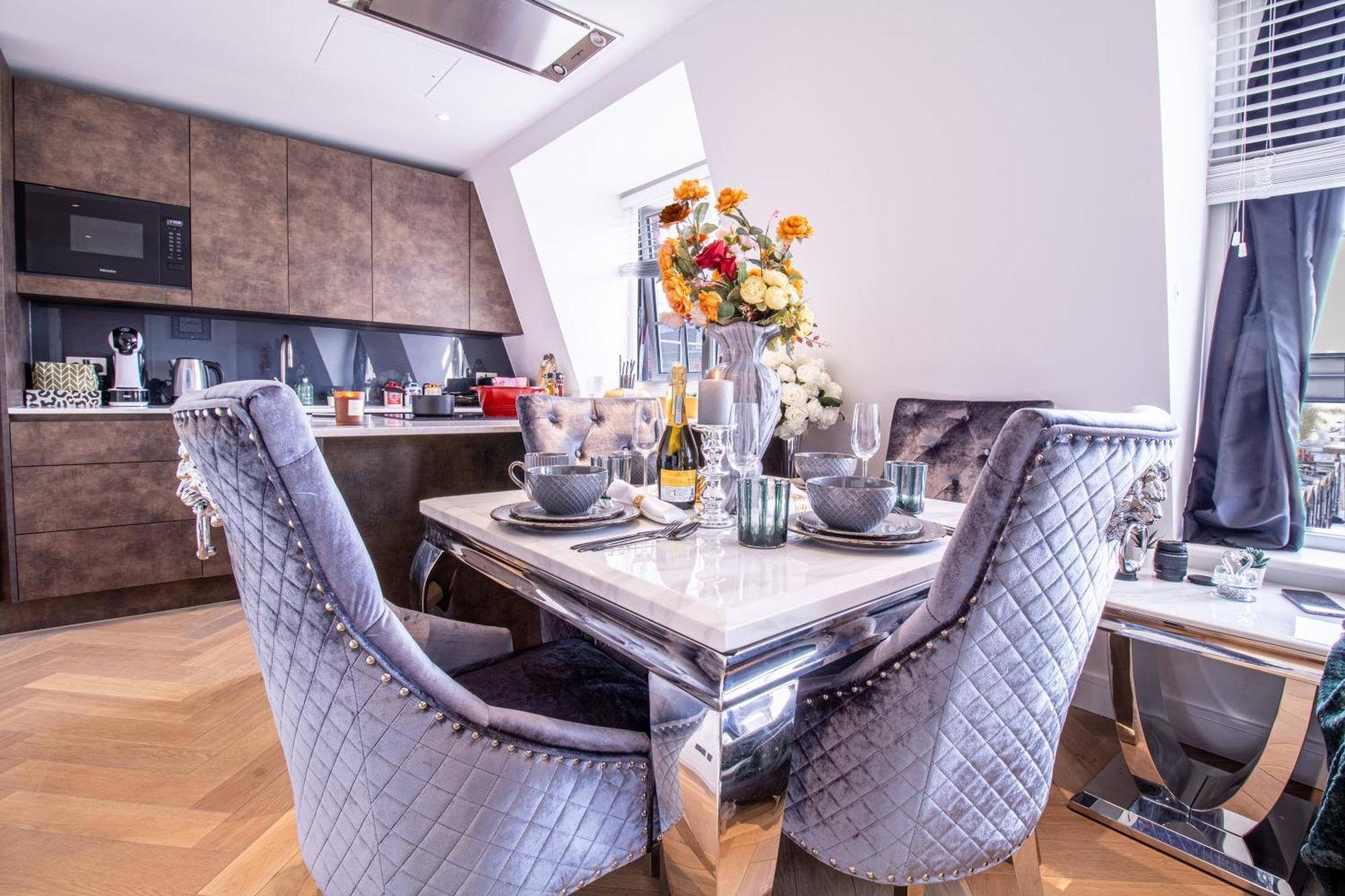 Luxurious 1-Bedroom Penthouse In Marble Arch 71 伦敦 外观 照片
