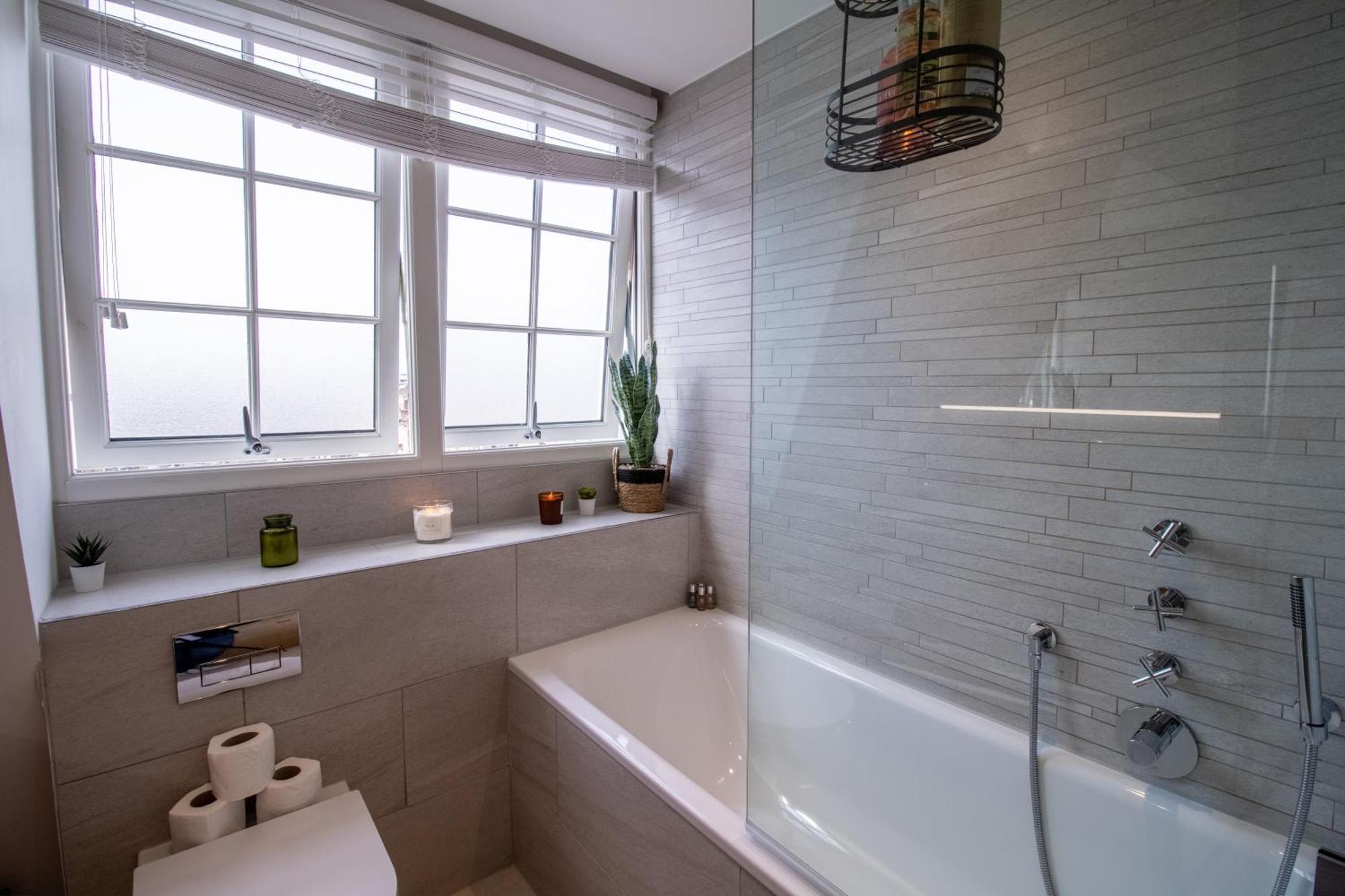 Luxurious 1-Bedroom Penthouse In Marble Arch 71 伦敦 外观 照片