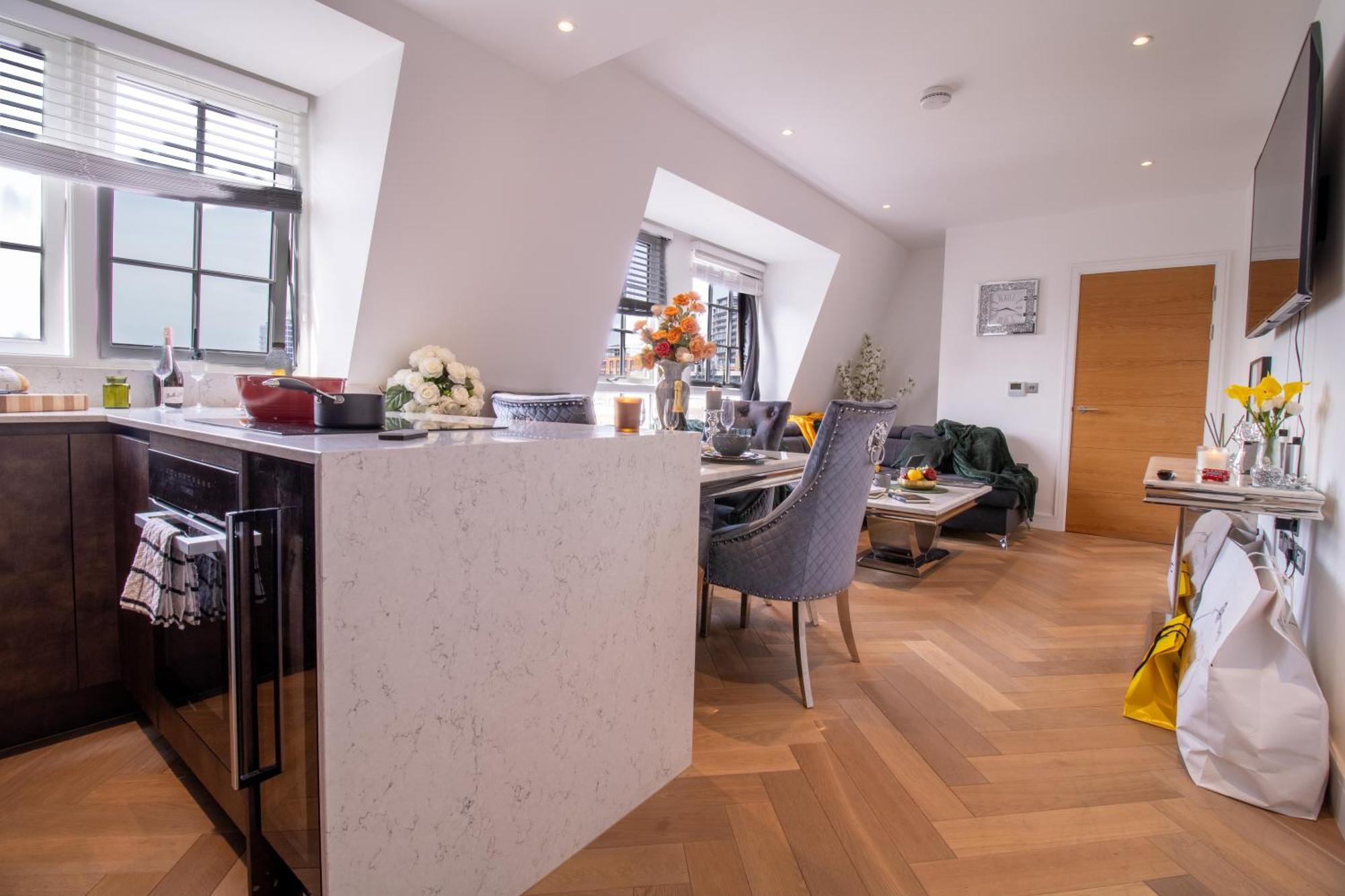 Luxurious 1-Bedroom Penthouse In Marble Arch 71 伦敦 外观 照片