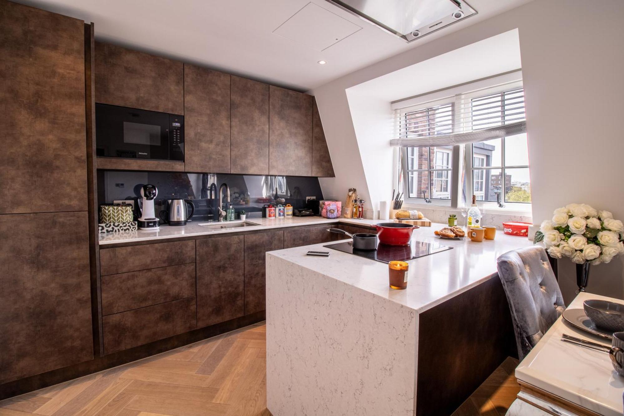 Luxurious 1-Bedroom Penthouse In Marble Arch 71 伦敦 外观 照片